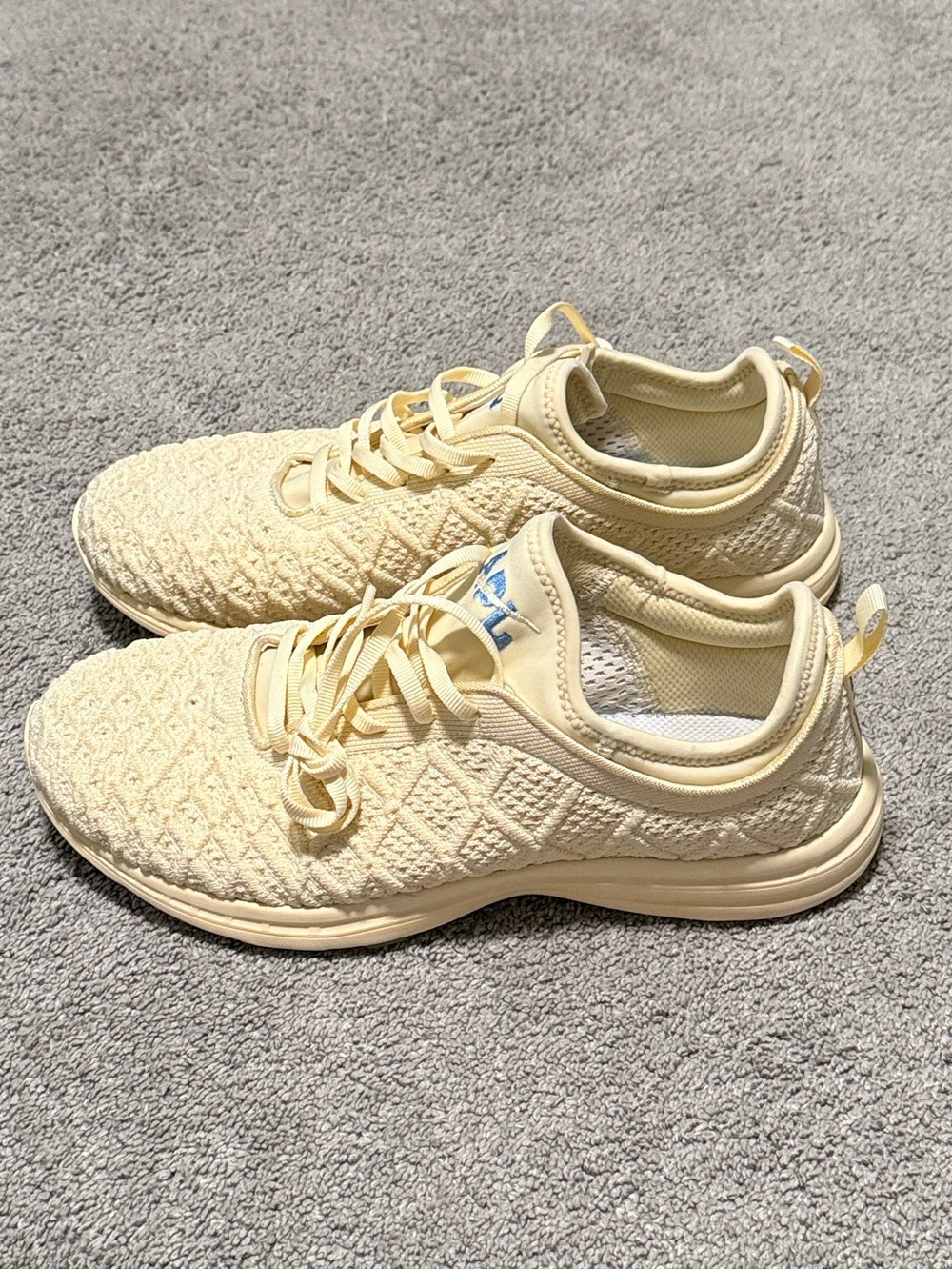 APL Athletic Propulsion Labs Techloom Panthom Shoes Size 10.5 Vanilla
